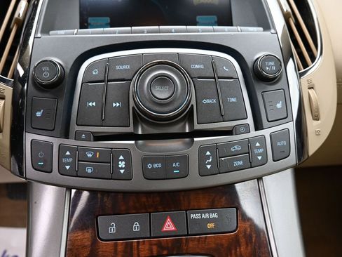 Used 2013 Buick LaCrosse Leather image 12