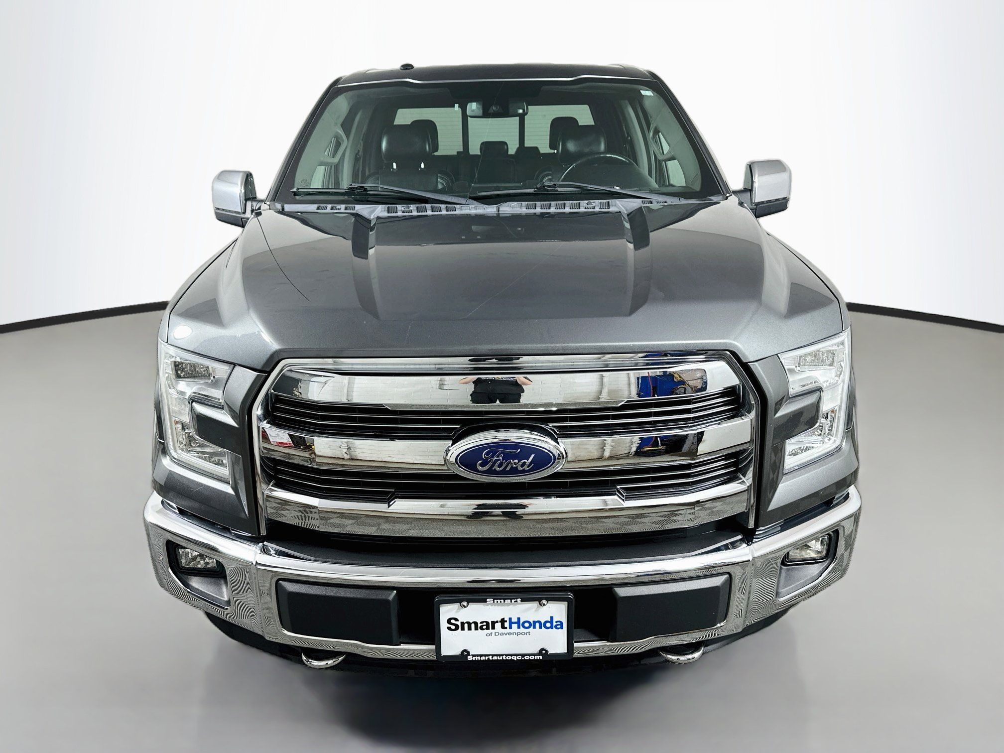 Used 2015 Ford F150 Lariat w/ Equipment Group 502A Luxury AWD/4WD image 2