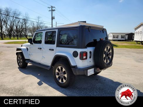 Used 2020 Jeep Wrangler Unlimited Sahara image 4