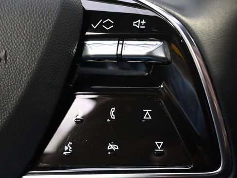 Certified 2024 Cadillac Lyriq Luxury w/ LPO, Floor Liner Package image 34