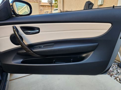 Used 2013 BMW 128i Convertible image 22