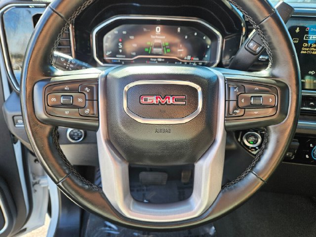 Used 2025 GMC Sierra 1500 SLT AWD/4WD image 29
