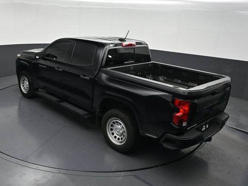 Used 2025 Chevrolet Colorado W/T RWD image 19