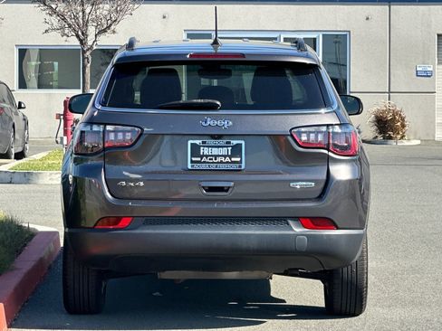 Used 2022 Jeep Compass Latitude w/ Convenience Group image 5