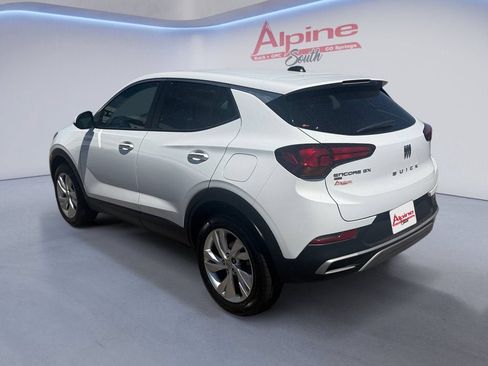 Certified 2024 Buick Encore GX Preferred w/ Comfort Package AWD/4WD image 3