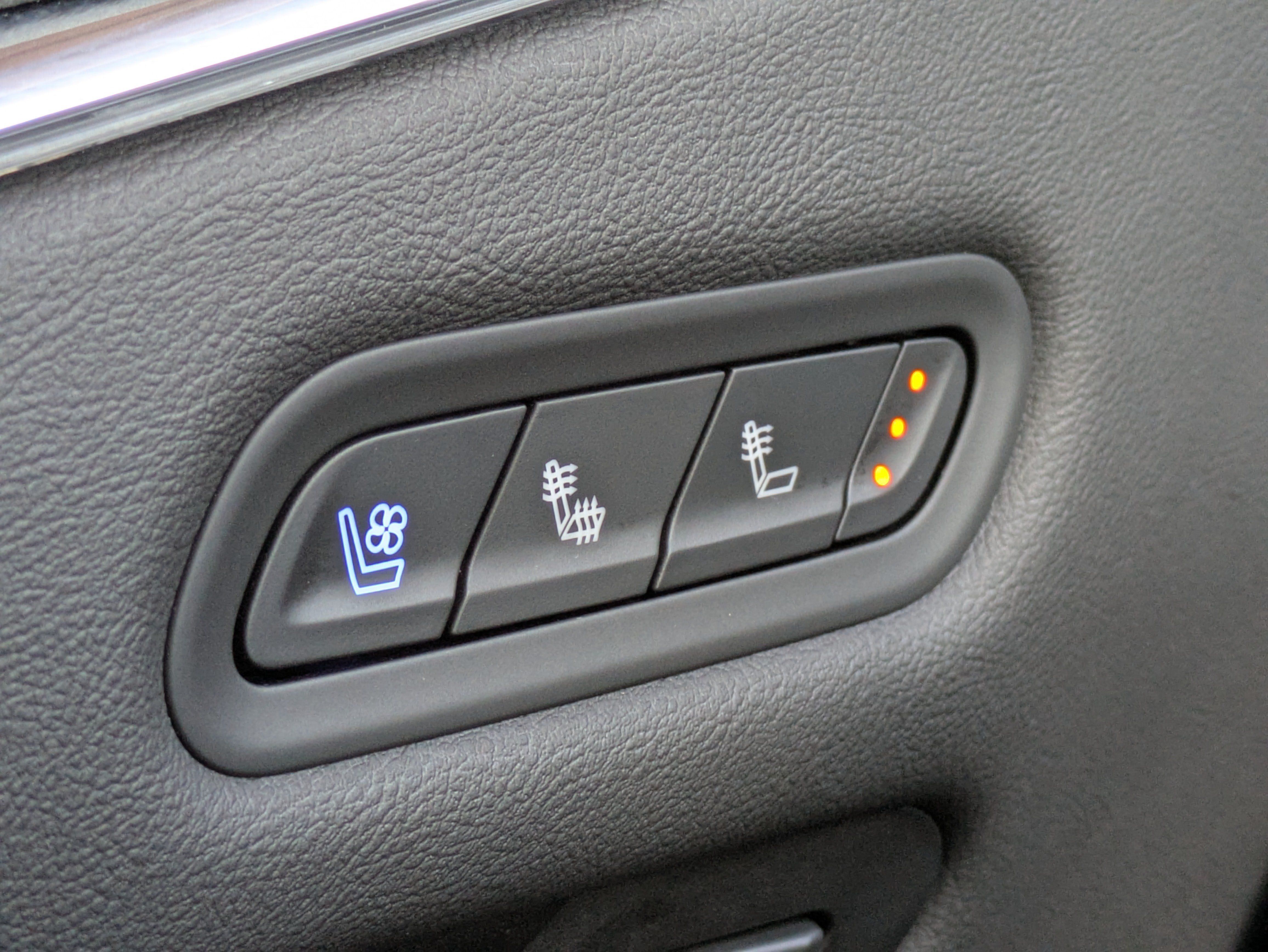Certified 2024 Cadillac Escalade Sport AWD/4WD image 21