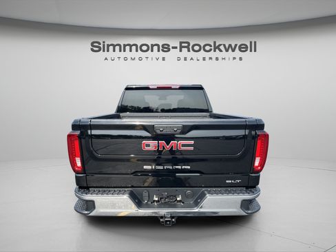 New 2026 GMC Sierra 1500 SLT w/ SLT Premium Package AWD/4WD image 4