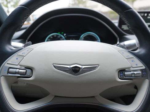 Used 2023 Genesis G80 image 24