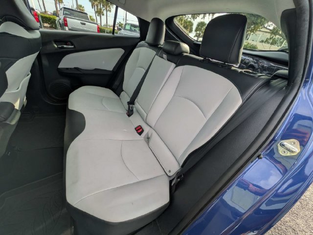 Used 2018 Toyota Prius Four w/ Advanced Technology Package FWD image 13