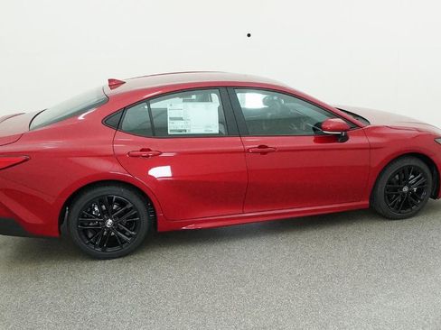 New 2026 Toyota Camry SE image 29