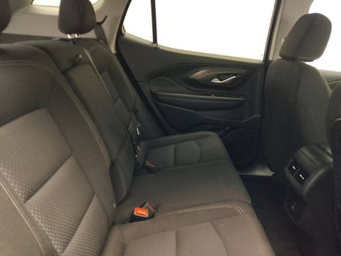 Used 2022 GMC Terrain SLE w/ Driver Convenience Package FWD image 19