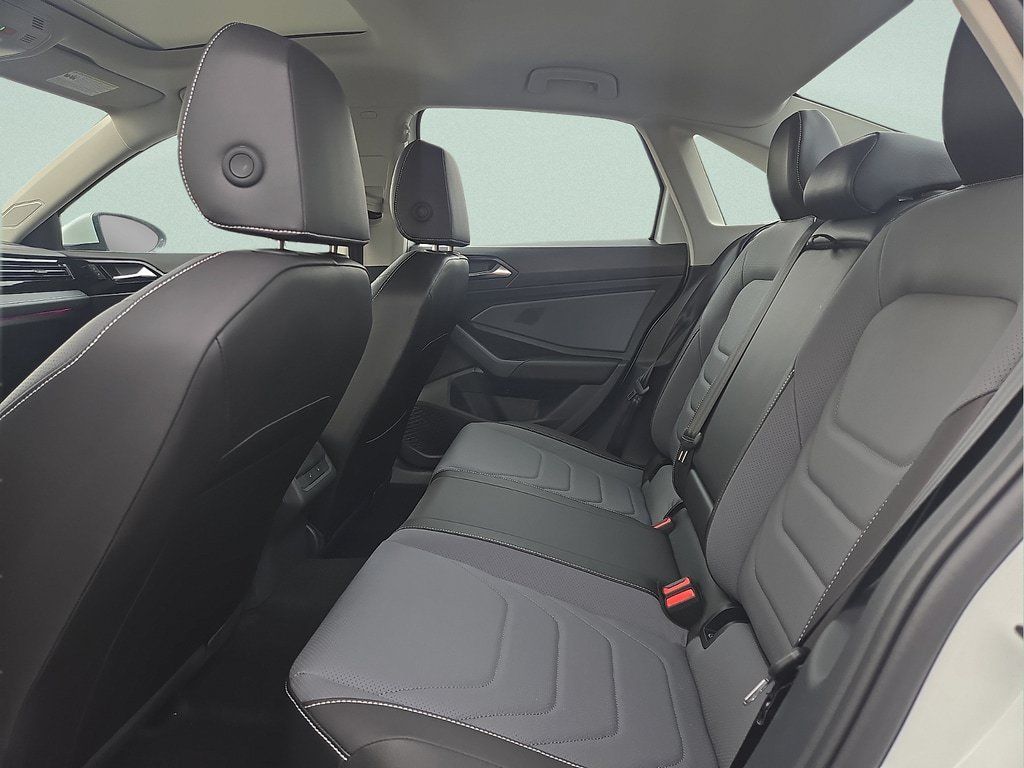 Certified 2026 Volkswagen Jetta SEL FWD image 11