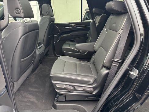 Used 2023 Cadillac Escalade Sport image 23