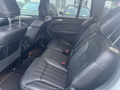 Used 2016 Mercedes-Benz GL 450 4MATIC image 19