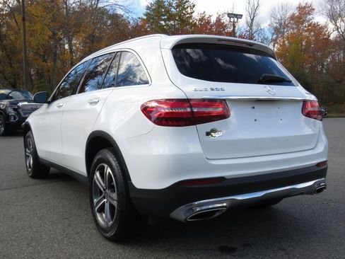 Used 2019 Mercedes-Benz GLC 300 4MATIC image 8
