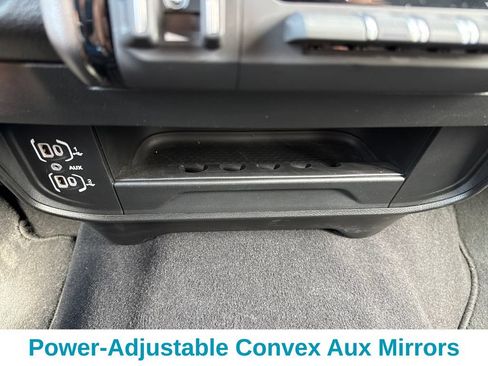 Used 2026 RAM 2500 Big Horn AWD/4WD image 23