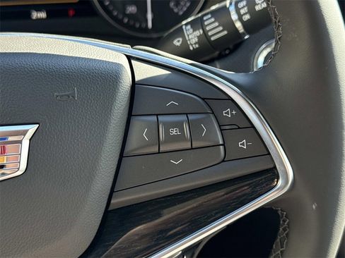 New 2026 Cadillac XT5 Premium Luxury w/ LPO, Floor Liner Package image 15