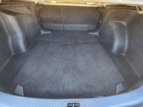 Used 2022 Toyota Corolla LE image 34