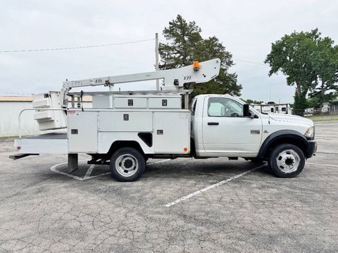 Used 2012 RAM 4500 2WD Regular Cab w/ Cold Weather Group image 4