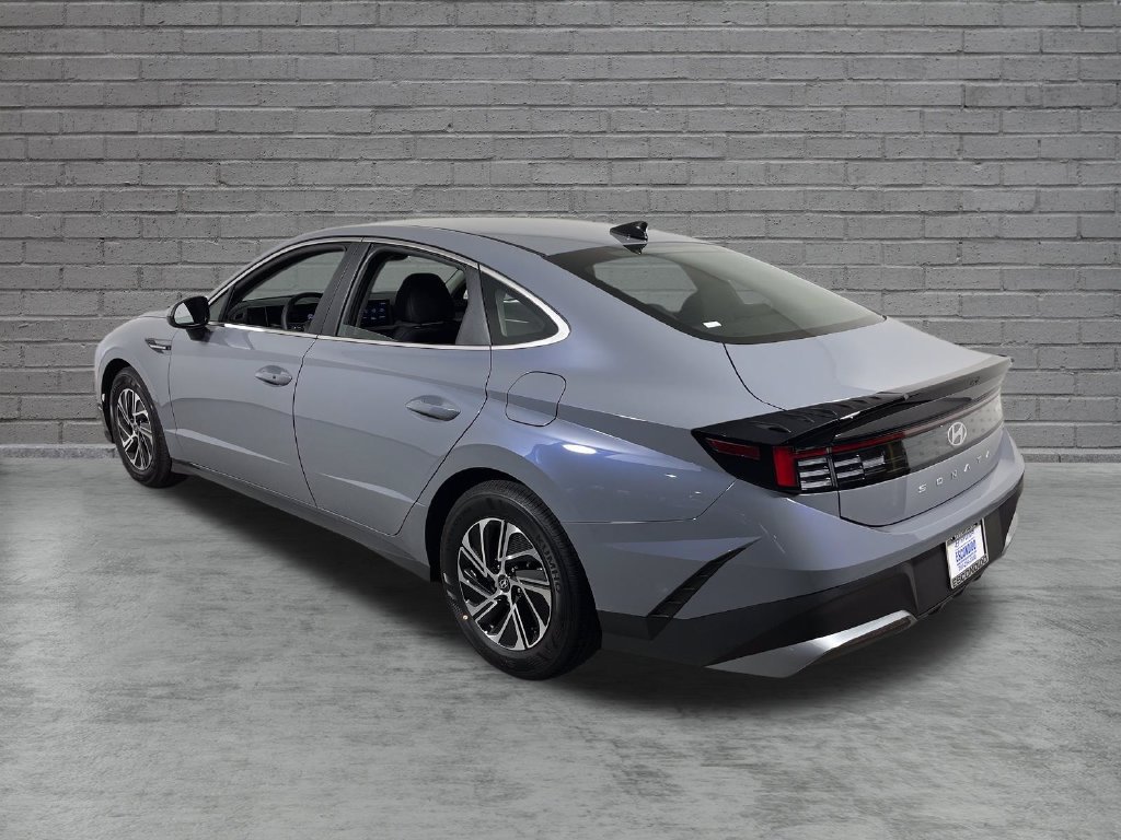 New 2027 Hyundai Sonata Blue FWD image 5
