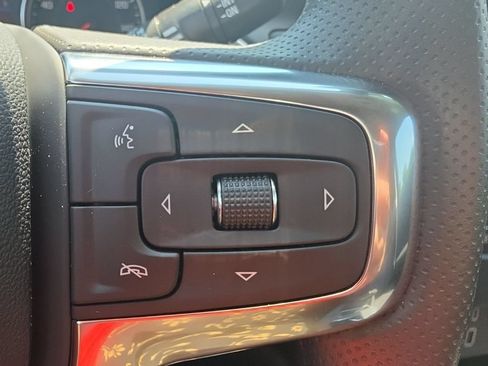 New 2026 Chevrolet Blazer LT w/ Convenience Package FWD image 18