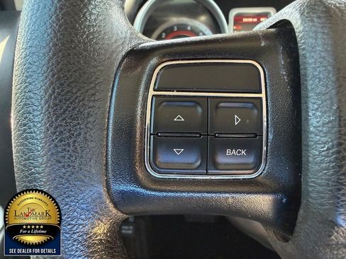 Used 2019 Dodge Journey SE FWD image 10