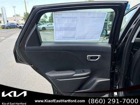 New 2026 Kia K4 FWD image 17