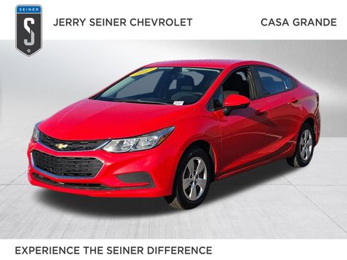 Used 2017 Chevrolet Cruze LS image 1