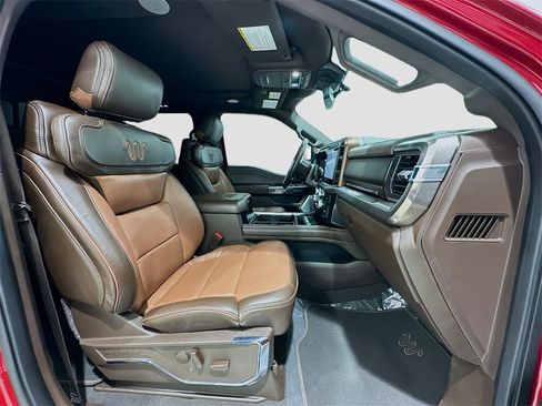Used 2023 Ford F350 King Ranch w/ FX4 Off-Road Package image 29