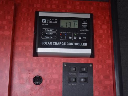 Used 2013 Mercedes-Benz Sprinter 2500 image 11