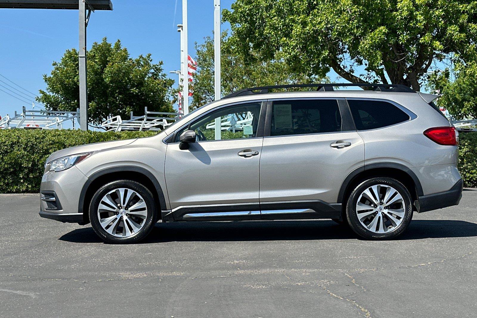 Used 2019 Subaru Ascent Limited AWD/4WD image 6