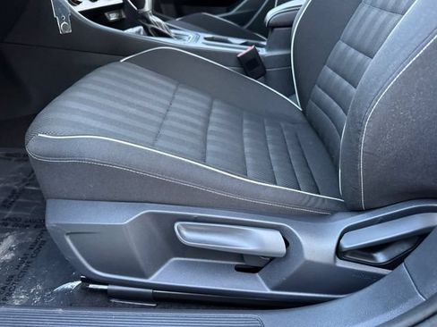 Used 2023 Volkswagen Jetta Sport FWD image 15