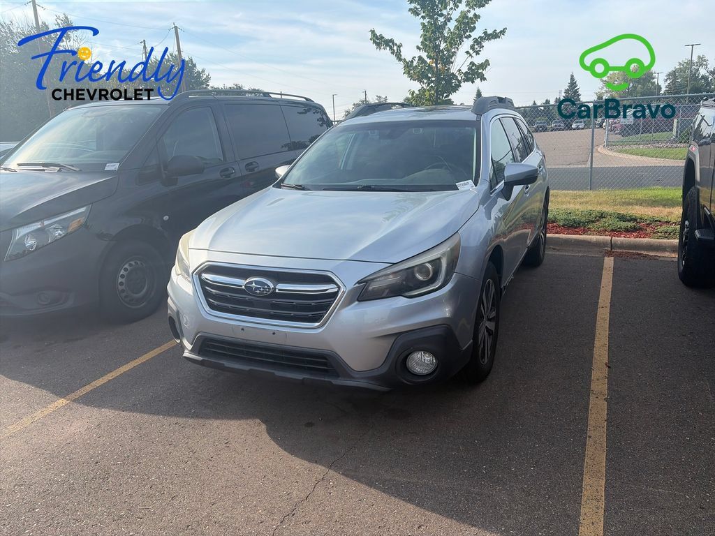 Used 2019 Subaru Outback 3.6R Limited AWD/4WD image 1