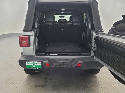 Used 2018 Jeep Wrangler Unlimited Sahara w/ Dual Top Group image 29