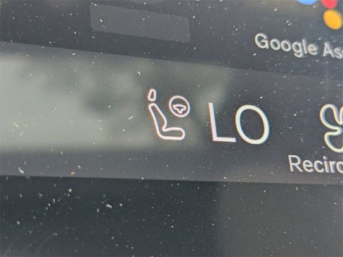 New 2026 Volvo XC60 B5 Plus w/ Climate Package image 25