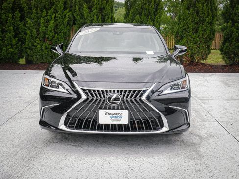 Used 2022 Lexus ES 350 w/ Premium Package FWD image 3