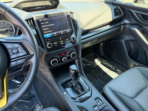Used 2022 Subaru Crosstrek 2.5i Sport w/ Moonroof Package AWD/4WD image 18