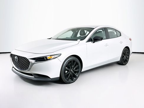 Used 2025 MAZDA MAZDA3 s FWD image 3