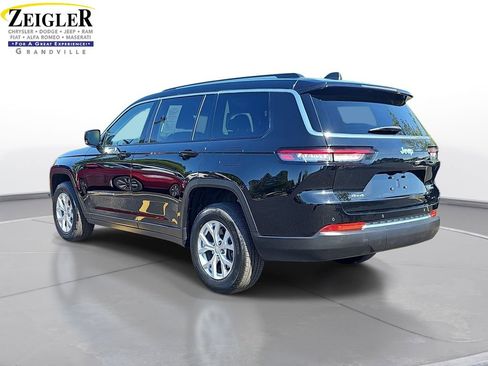 Used 2023 Jeep Grand Cherokee L Limited AWD/4WD image 7