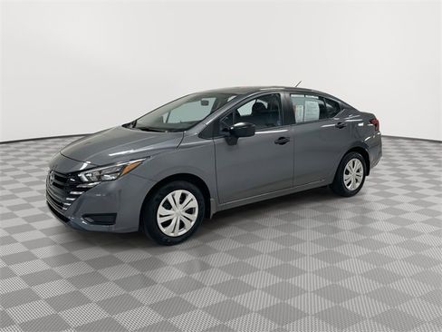 Used 2025 Nissan Versa S w/ Trunk Package image 6