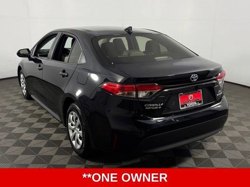 Used 2024 Toyota Corolla LE image 6