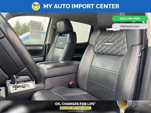 Used 2018 Toyota Tundra Platinum image 7