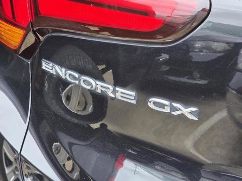 Used 2023 Buick Encore GX Select w/ Sport Touring Package FWD image 8