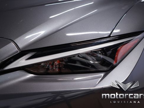 Used 2021 Lexus IS 300 w/ Comfort Package image 11