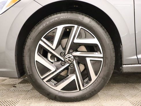 Used 2024 Volkswagen Jetta SEL FWD image 7