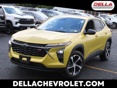 Used 2024 Chevrolet Trax RS w/ Sunroof Package