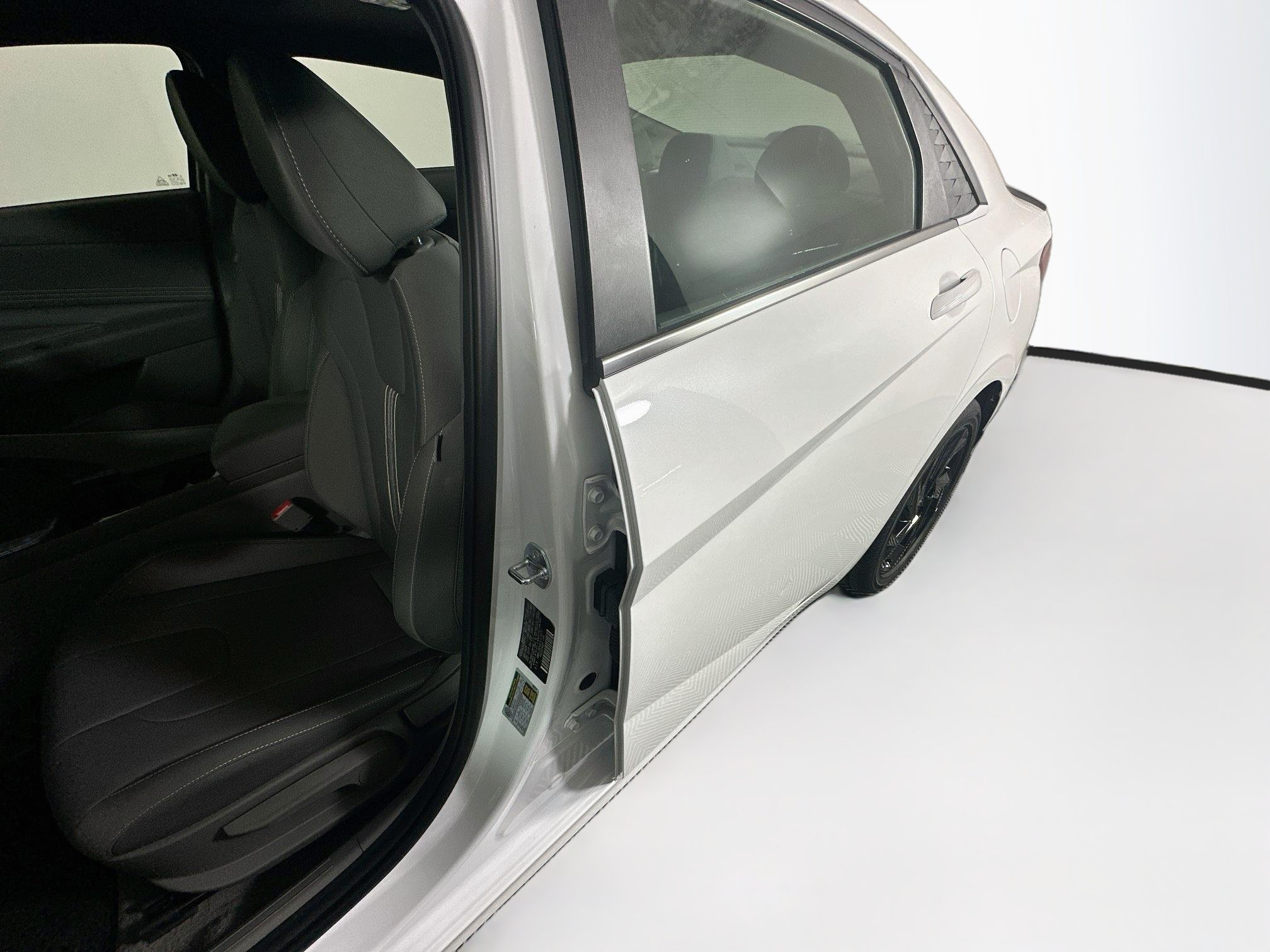 Used 2026 Hyundai Elantra SEL Sport Premium FWD image 12