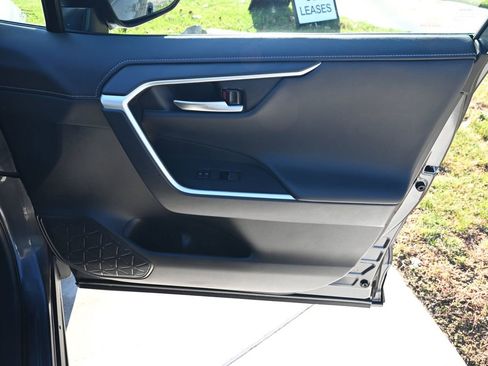 Used 2024 Toyota RAV4 Limited image 43