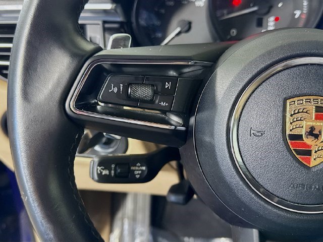 Used 2023 Porsche Macan AWD/4WD image 13