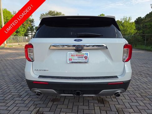 Used 2023 Ford Explorer Limited w/ Equipment Group 301A RWD image 10